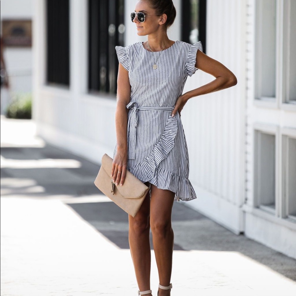 Vici Striped Ruffle Tie Dress (Everly brand)